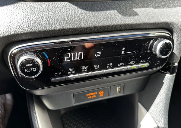 Toyota Yaris cena 86000 przebieg: 19300, rok produkcji 2022 z Koluszki małe 596